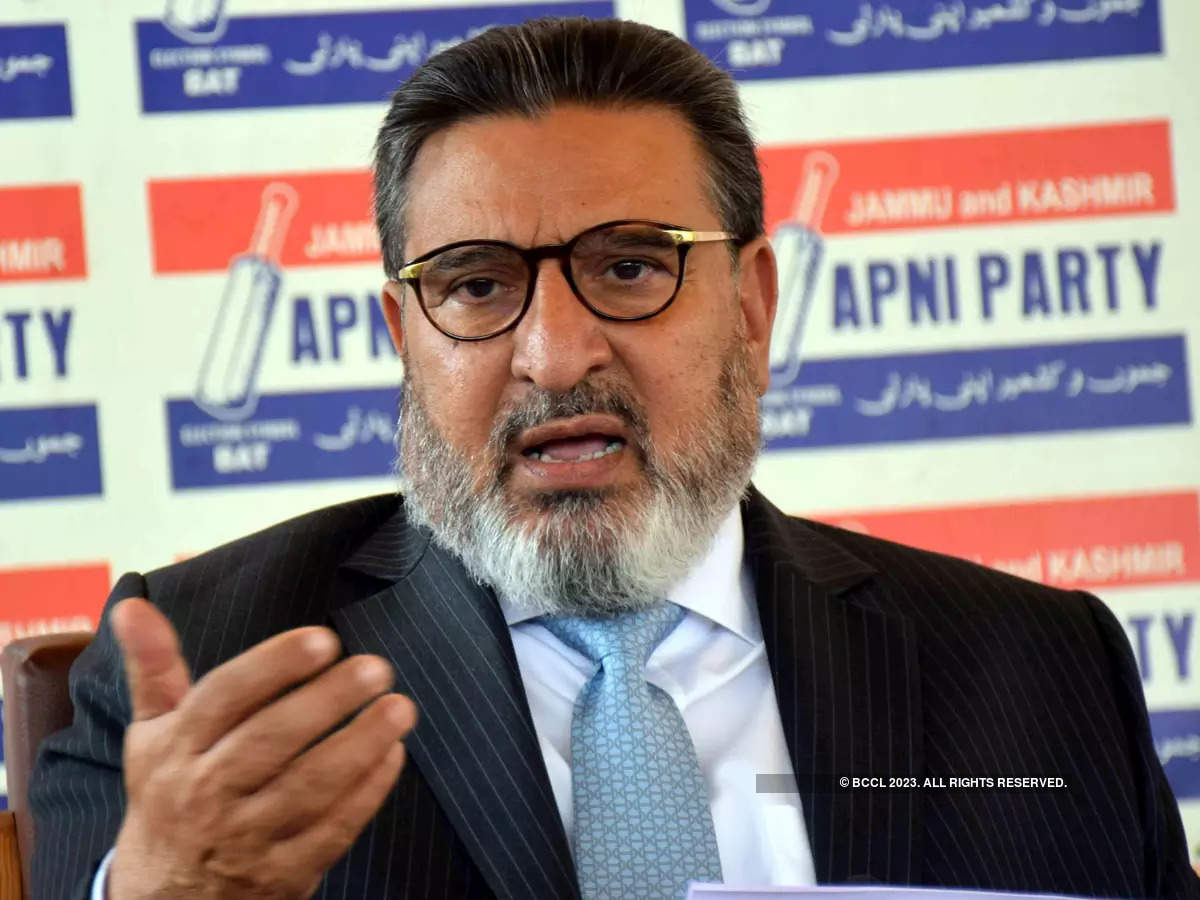 Altaf Bukhari grieved over the demise of Dr Maimuna Begum     All leaders of Apni Party extend solidarity with Aijaz Ahmed Khan, Choudhary Zulfkar Ali, Haji Mumtaz Ahmed Khan