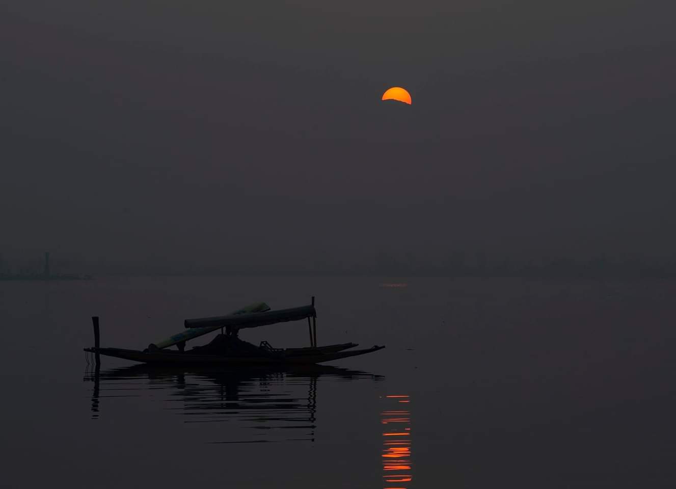 Last sunset of the Year 2023 at Dal Lake