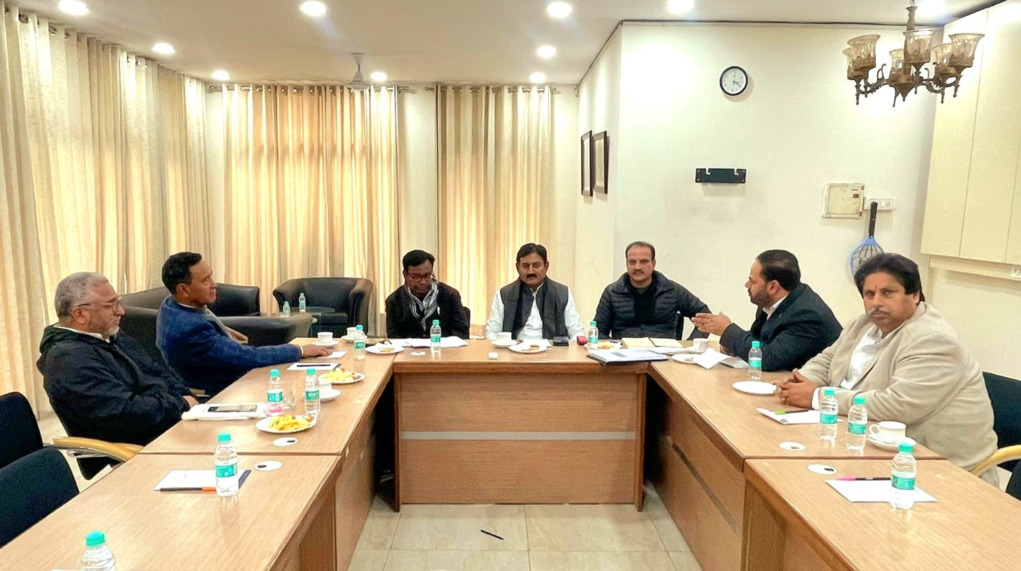 Wani, Bhalla others attend Congress Screening Committee meeting in New Delhi Charan Dass urges JKPCC leaders to gear up activities ahead of forthcoming Parliament elections